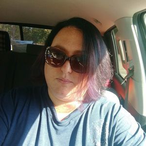 Meet your Posher, Jillian